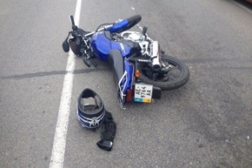 ДТП на Слобожанском: мотоциклист сбил пешехода и врезался в автомобиль (ФОТО)