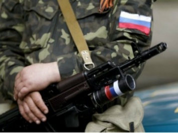Российские военные и армейские грузовики прибыли в Новоазовск
