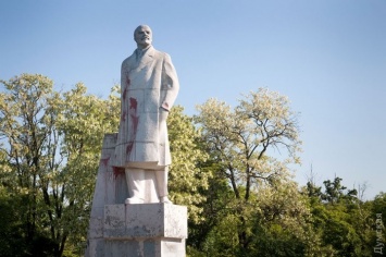 Мэрия: Мы не сносили памятник Ленину, мы его изучали