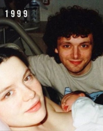 Кейт Бекинсейл с дочерью и бывшим мужем повторили семейное фото 17-летней давности