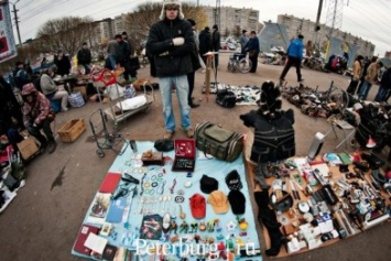 Покупай и помогай! Одесситов зовут на колоритную благотворительную барахолку