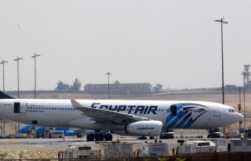 Лайнер EgyptAir разбился у одного из греческого островов, - источник