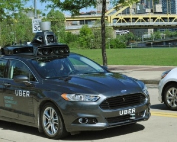 Uber тестирует беспилотное такси Ford Fusion (ФОТО)