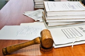 Сумчан пугают судами за недостоверную информацию в документах на получение социальных пособий