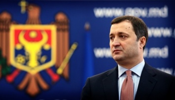 Арестованный экс-премьер Молдовы требует открытого судебного процесса