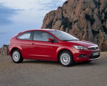 Новая модель Ford Focus получит детали от Mondeo
