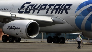 На корпусе рухнувшего лайнера EgyptAir была нацарапана надпись "Мы собьем этот самолет"