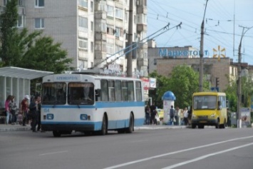 В Кременчугских троллейбусах через месяц начнут устанавливать видеорегистраторы