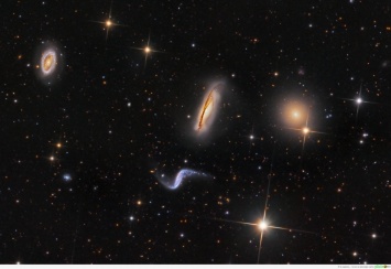 Телескоп «Хаббл» показал тысячи галактик в созвездии Льва
