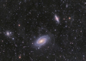 Телескоп "Хаббл" сфотографировал тысячи галактик в созвездии Льва