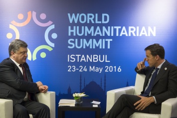 Президент Порошенко и премьер-министр Нидерландов Рютте договорились о совместном сотрудничестве в рамках расследования катастрофы МН17