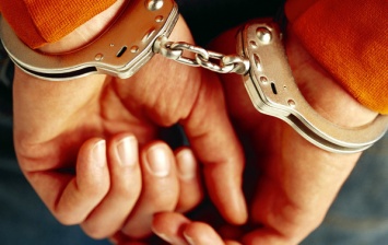 В Славянске четверо мужчин похитили 30-летнюю женщину и требовали за ее возвращение выкуп в 50 тыс. долларов