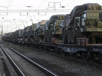 Боеприпасы и БТР из России прибыли в Дебальцево - "Информационное сопротивление"