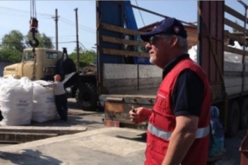 В Покровск (Красноармейск) прибыл очередной гуманитарный конвой из Швейцарии