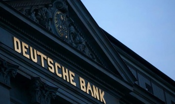 Moody's понизило рейтинги Deutsche Bank