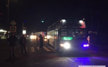 На автотрассе «Николаев-Одесса в селе Красном рейсовый автобус сбил на пешеходном переходе женщину