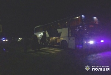На трассе «Николаев-Одесса» под колесами автобуса погибла женщина