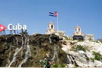 Жителей Кубы подключат к мобильному интернету