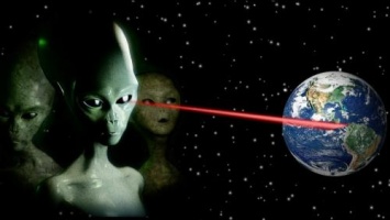 Ученые: Инопланетяне послали мощный сигнал из далекой галактики