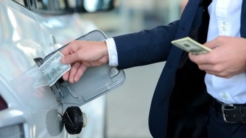 Цены на бензин: в Украине нашли способ изменить ситуацию, озвучены условия