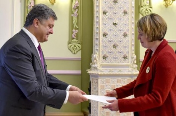 Великобритания предоставила более 35 млн фунтов на помощь Украине