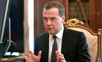 Медведев: пенсионная реформа - самое трудное решение десятилетия
