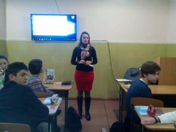 В Николаеве школьникам провели тренинг в рамках акции «16 дней против насилия»