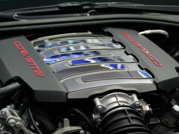 Компания Chevrolet запатентовала крышку моторного отсека модели Corvette