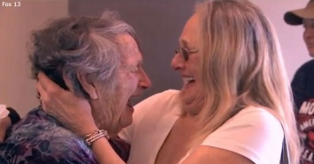 89-летняя мать встретилась с дочерью, которая, как она считала, умерла 69 лет назад