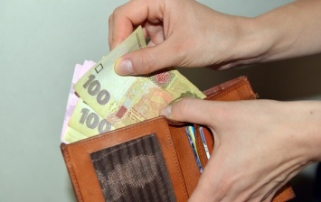 В Украине зарплата мужчин на 21% выше, чем женщин