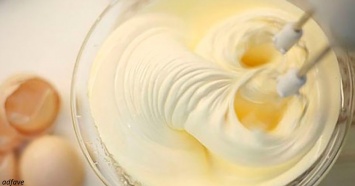 Вот как сделать идеальный крем для выпечки: вкуснее мороженого