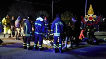 В Италии во время давки на рэп-концерте погибли 6 человек, около сотни - ранены. ВИДЕО