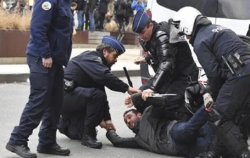 На протестах "желтых жилетов" в Брюсселе задержали 70 человек