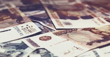 Миллион рублей в ботинках: украинец хотел провести в РФ крупную сумму денег в обуви
