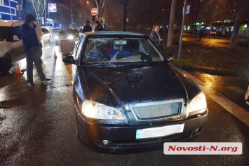 В центре Николаева «Чери» сбил пешехода на переходе