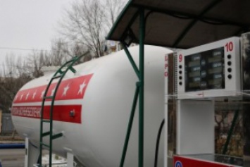 В Запорожье изъяли партию некачественного бензина на миллионы гривен (Фото)