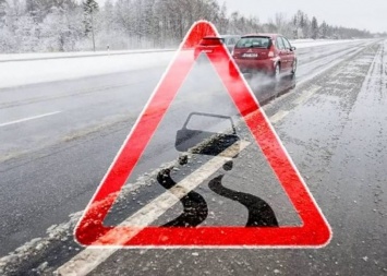 Николаевских водителей просят учесть: в область заходит мощный циклон