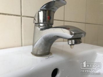 Из-за низкого давления в трубах Кривбассводоканала жители частного сектора остались без воды и отопления, - свидетели событий