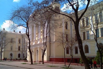 Минздрав обвинил полицию во лжи о захвате медуниверситета в Одессе