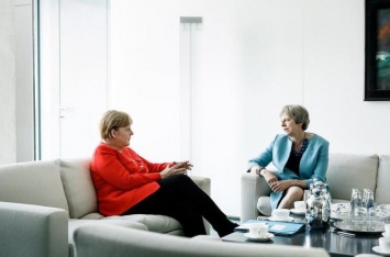 Меркель отказала Мэй в проведении новых переговоров по Brexit - Reuters