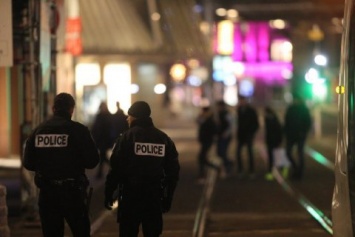 Во Франции после стрельбы в Страсбурге вводят экстренные меры против терроризма