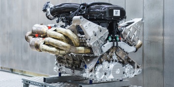 Aston Martin показал мотор нового гиперкара Valkyrie