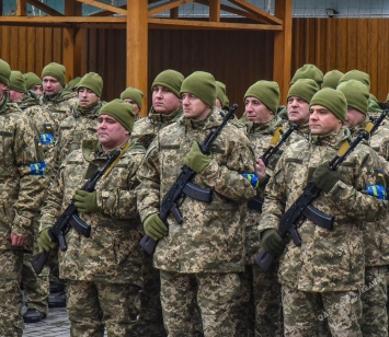 В Одессе резервисты нового формирования приняли военную присягу (фото)