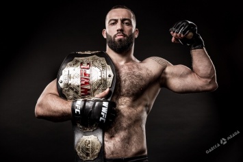 Представитель Одессы Роман Долидзе проведет первую защиту титула чемпиона мира по ММА на турнире WWFC 13