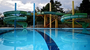 Главгосэкспертиза одобрила реконструкцию 25-метрового бассейна в "Артеке"