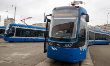 В Киеве на выходных ограничат движение трамваев на Борщаговку из-за ремонта путей