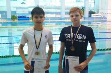 Одесские пловцы завоевали 7 медалей на юношеском чемпионате Украины