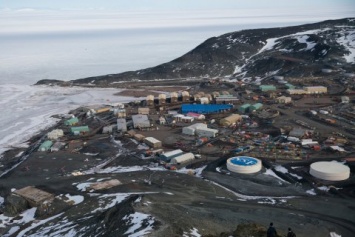 На американской станции в Антарктиде погибли двое рабочих