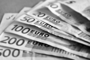 Швейцарский криптовалютный ETP демонстрирует рекордные объемы, институциональные инвесторы покупают на минимуме