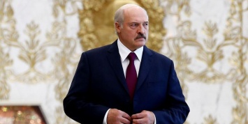 Лукашенко заподозрил Москву в желании присоединить Белоруссию к РФ